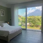 Casa Verde, Dongo, Di * Dongo