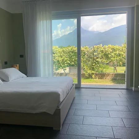 Hébergement de vacances Casa Verde, Dongo, Di *