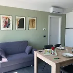 بيت للعطل Casa Verde, Dongo, Di *