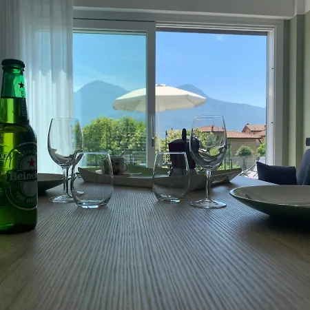 بيت للعطل Casa Verde, Dongo, Di دونغو